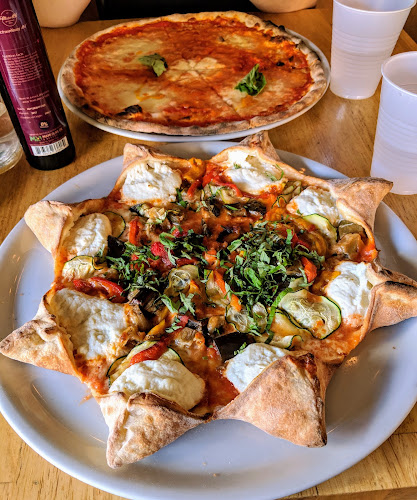 Mister O1 Extraordinary Pizza - Brickell