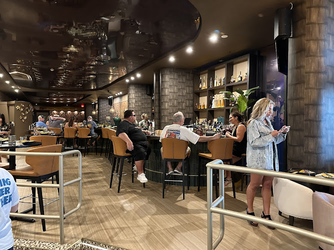 Tanka Modern Asian Cuisine & 川渝印象